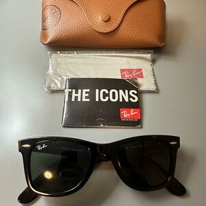 Ray-Ban Wayfarer Classic Tortoise